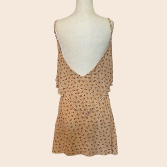 Revolve Blu Moon Cream Floral Rose Print Summer Lovin Mini Dress Size XS - Picture 6 of 11
